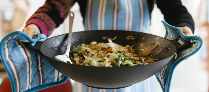 ​Tigai wok din otel – combinatia perfecta intre gatit sanatos si savoare maxima