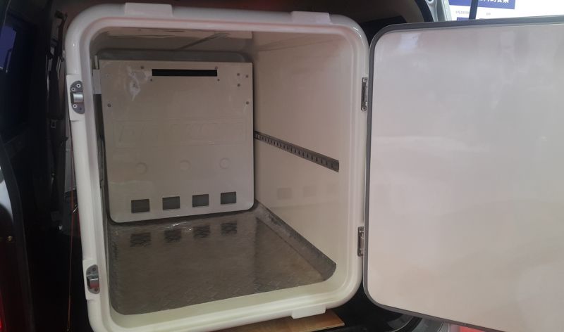 Container frigorific mobil pentru transport si depozitare