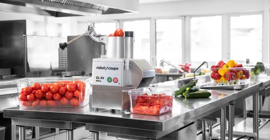 Robot Coupe CL50: Robotul profesional de tăiat legume care face viața mai ușoară în bucătărie!